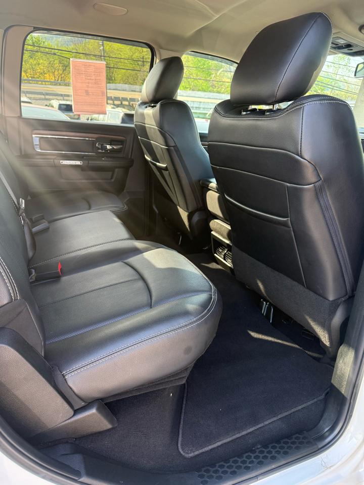 RAM 1500 Laramie Crew Cab SWB 4WD 2018