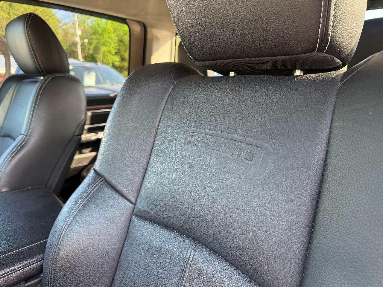 RAM 1500 Laramie Crew Cab SWB 4WD 2018