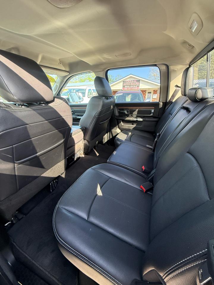 RAM 1500 Laramie Crew Cab SWB 4WD 2018