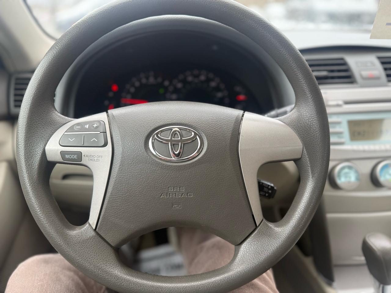 Toyota Camry LE 4D Sedan 2007