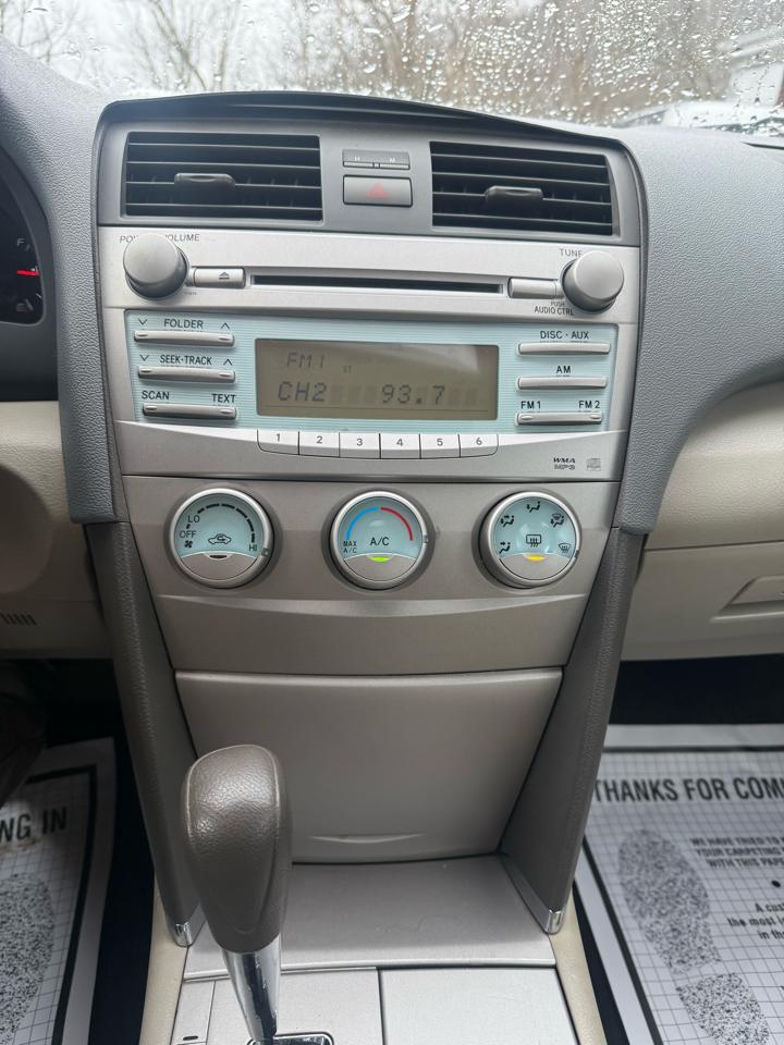 Toyota Camry LE 4D Sedan 2007