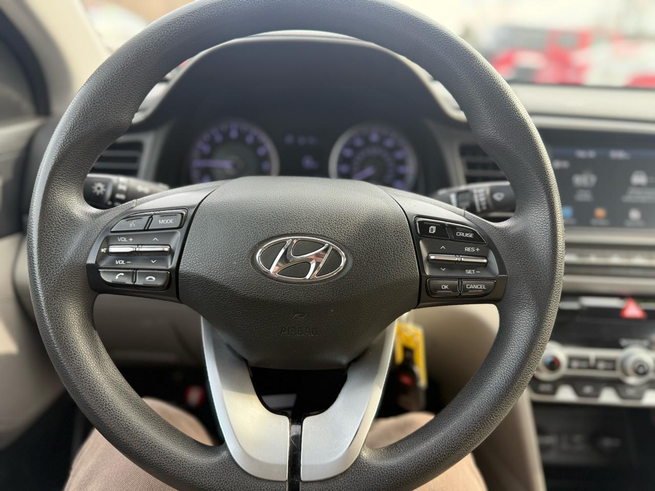 Hyundai Elantra SEL 2.0L Auto 2020