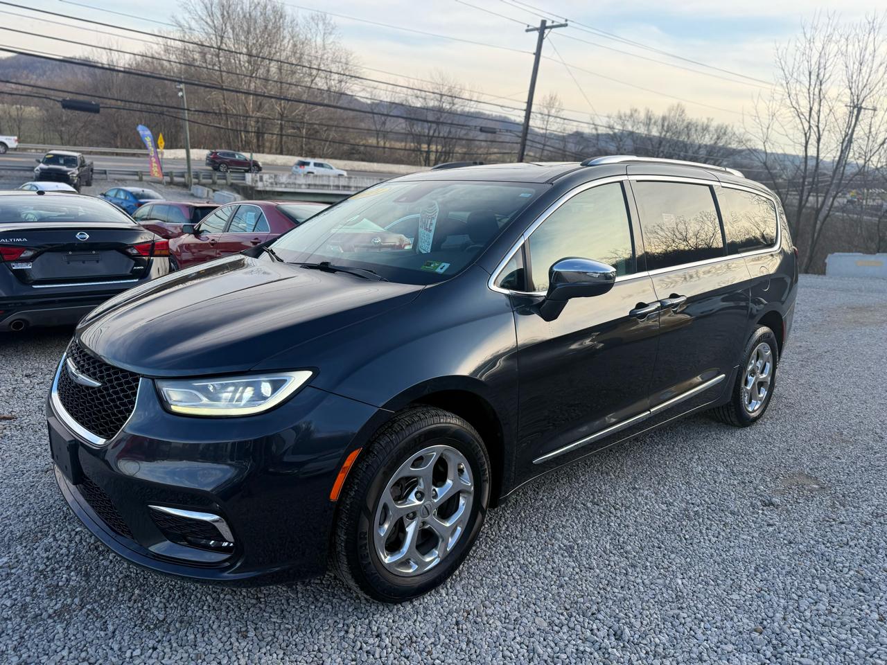 Chrysler Pacifica Limited AWD 2021
