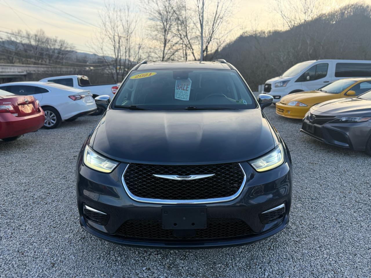 Chrysler Pacifica Limited AWD 2021