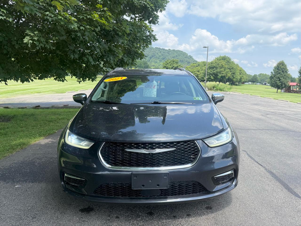 Chrysler Pacifica Limited AWD 2021