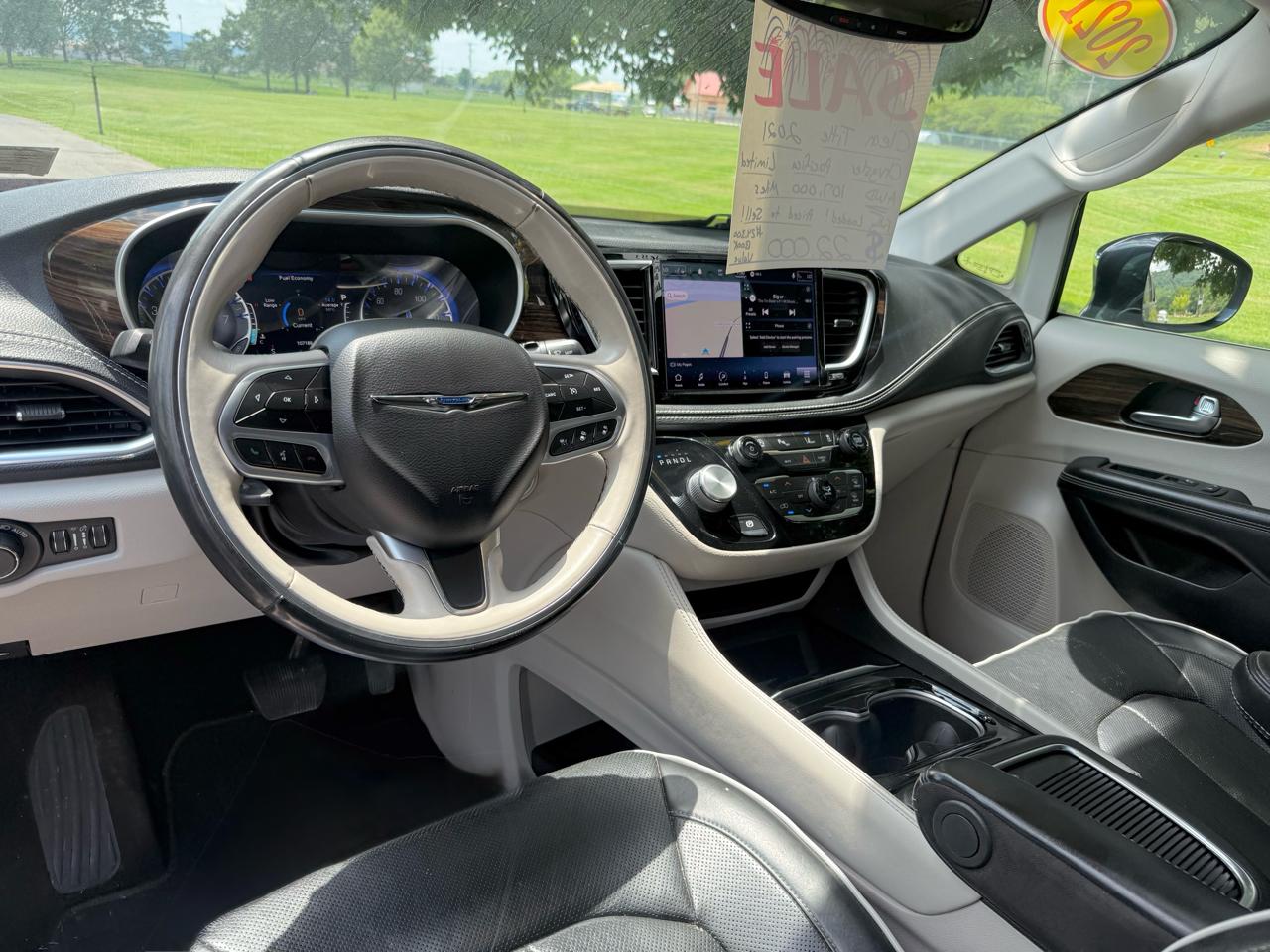 Chrysler Pacifica Limited AWD 2021