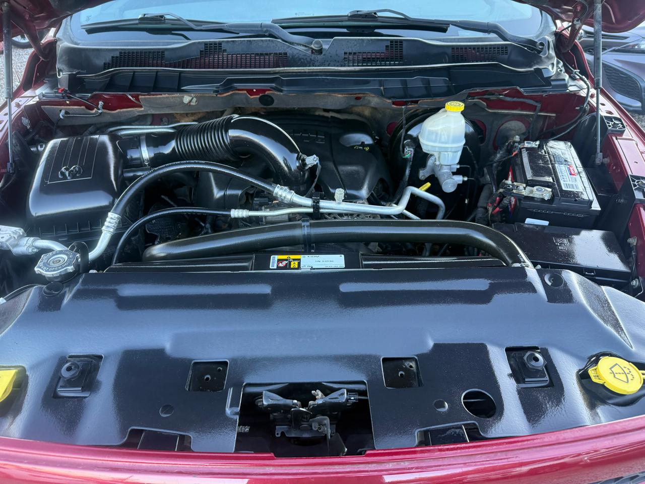 RAM 1500 4WD Crew Cab 140.5" Express 2015