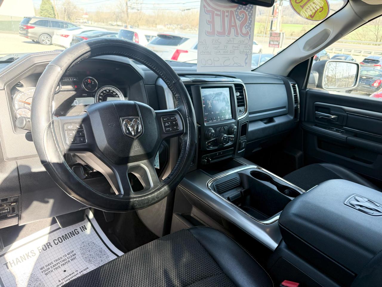 RAM 1500 4WD Crew Cab 140.5" Sport 2018