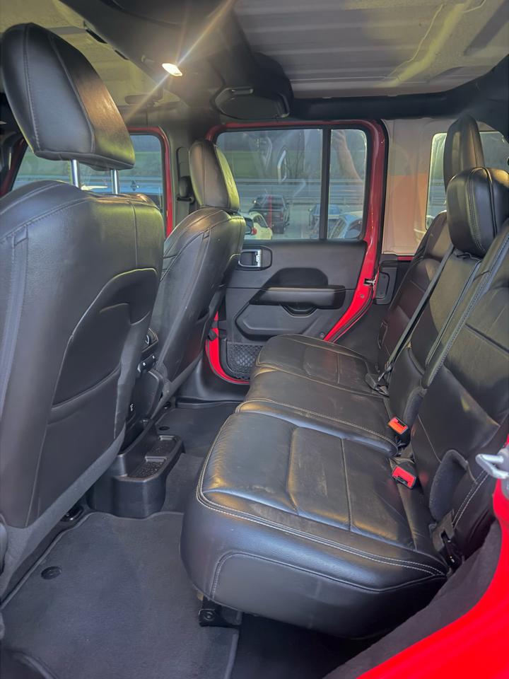 Jeep Wrangler Unlimited Sahara 2018