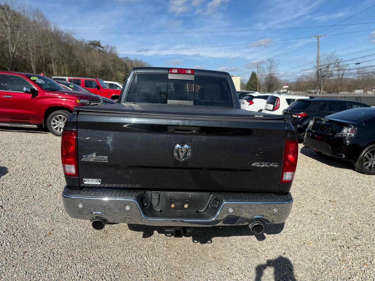 RAM 1500 4WD Crew Cab 149" Big Horn 2017