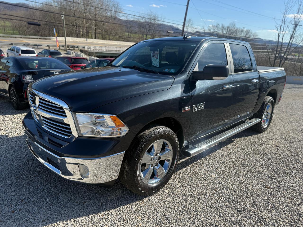 RAM 1500 4WD Crew Cab 149" Big Horn 2017