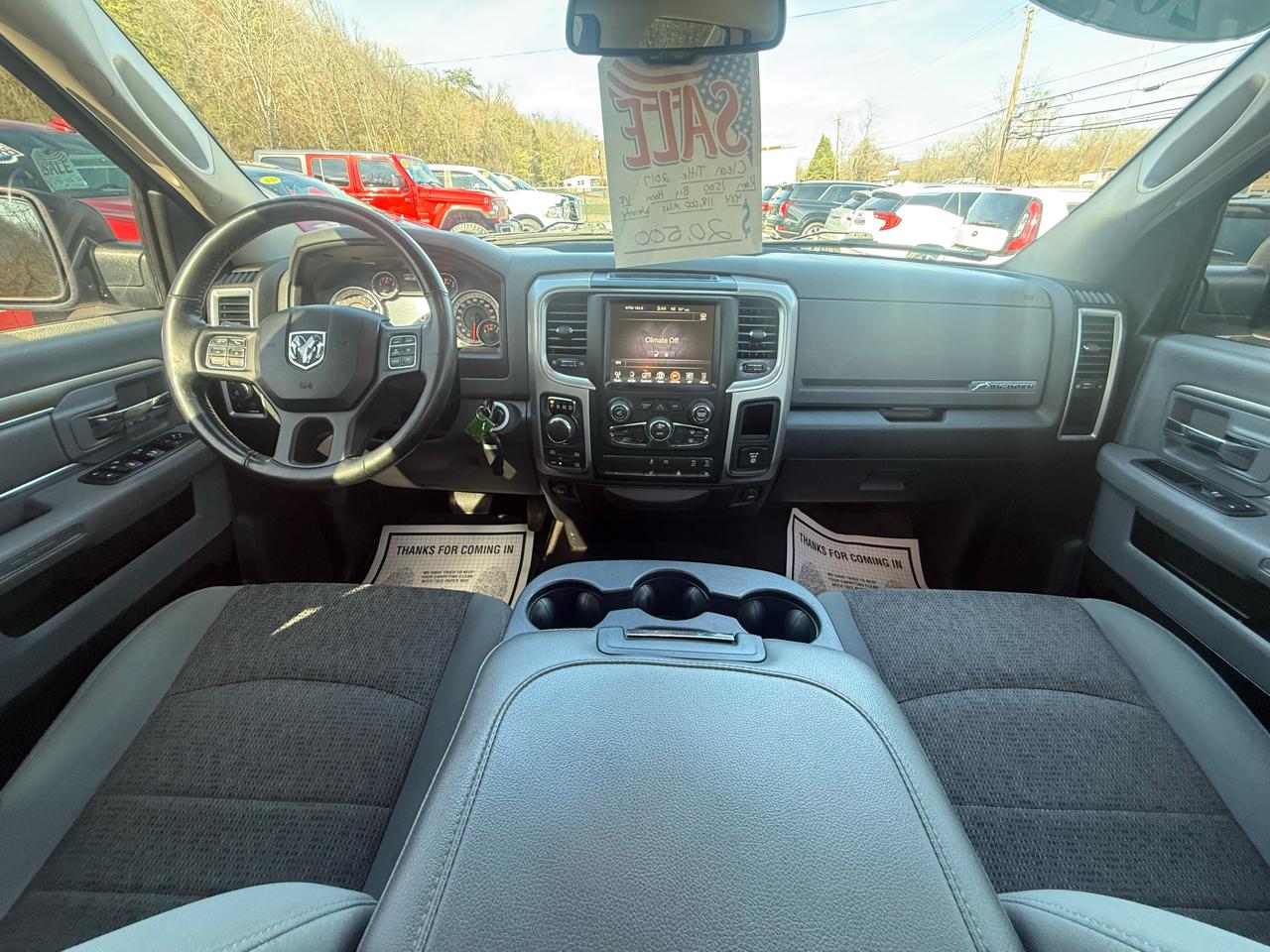 RAM 1500 4WD Crew Cab 149" Big Horn 2017