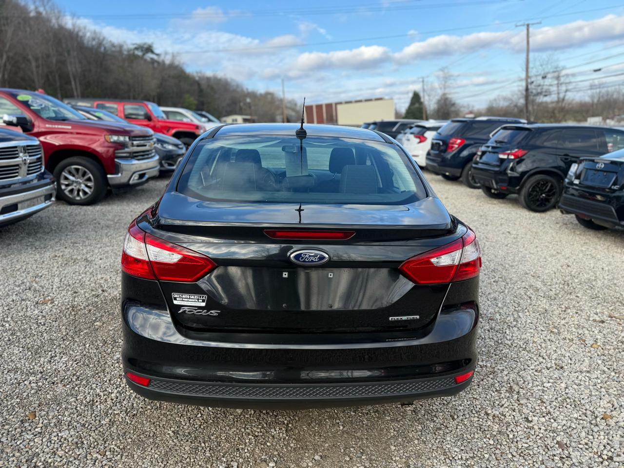 Ford Focus S Sedan 2014