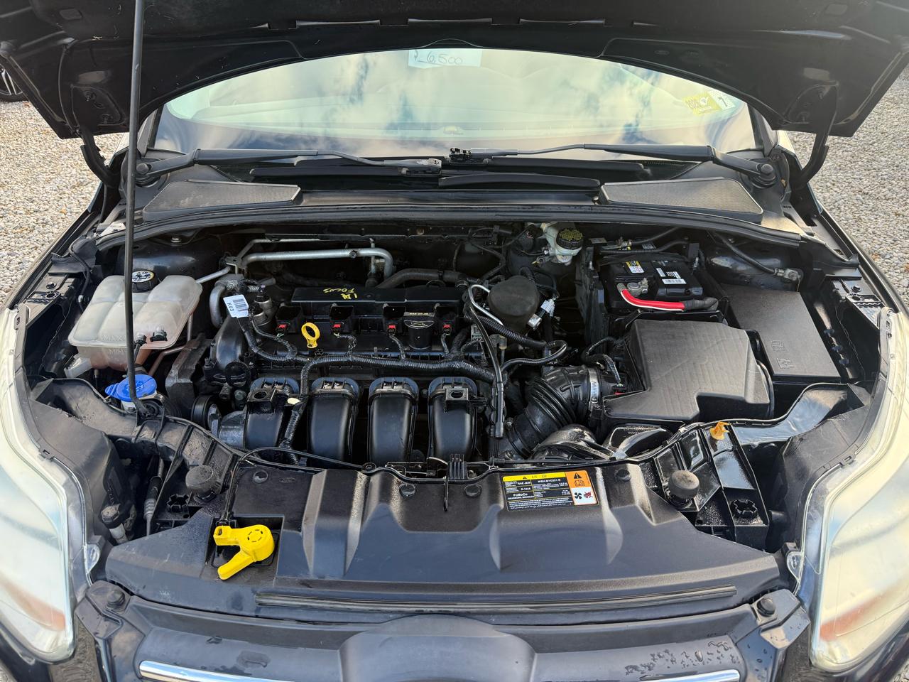 Ford Focus S Sedan 2014