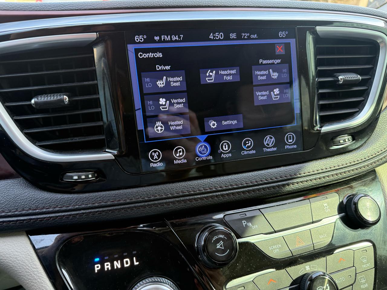 Chrysler Pacifica Limited 2017