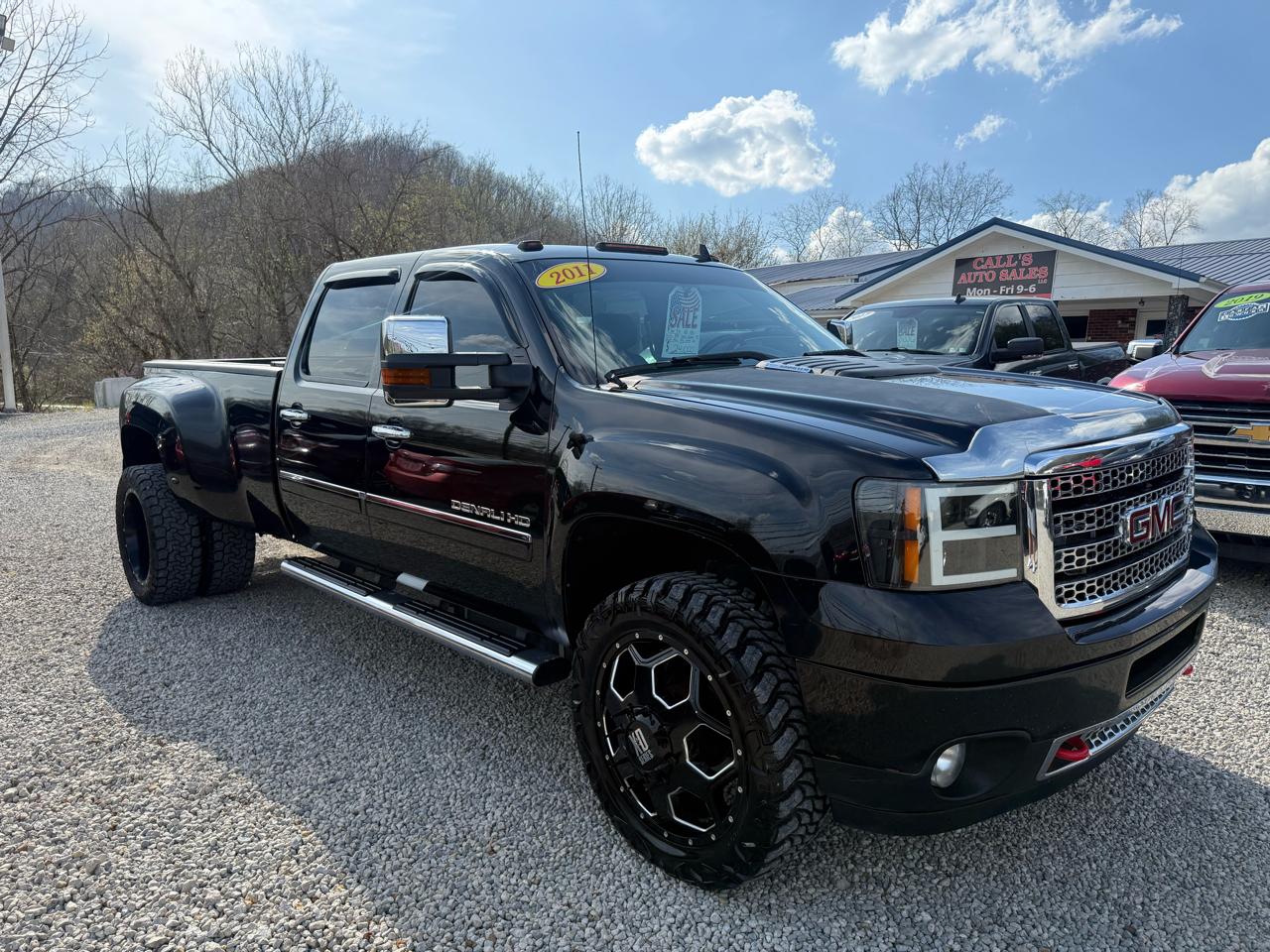2011 GMC Sierra 3500HD 4WD Crew Cab 167.7" DRW Denali