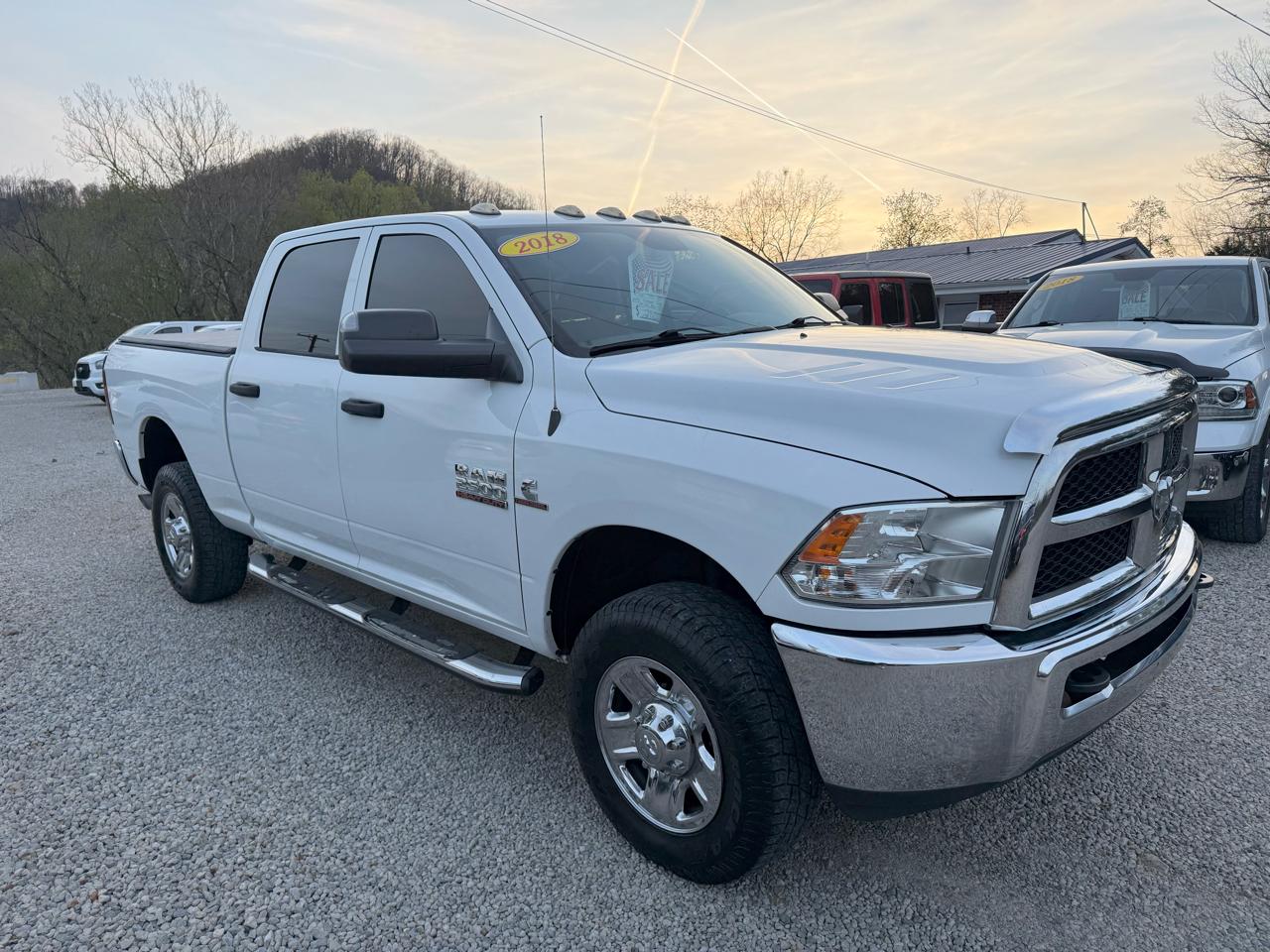 RAM 2500 Tradesman Crew Cab SWB 4WD 2018
