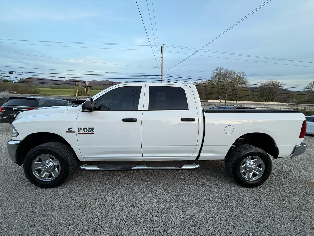 RAM 2500 Tradesman Crew Cab SWB 4WD 2018