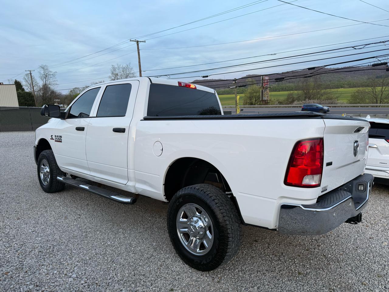 RAM 2500 Tradesman Crew Cab SWB 4WD 2018