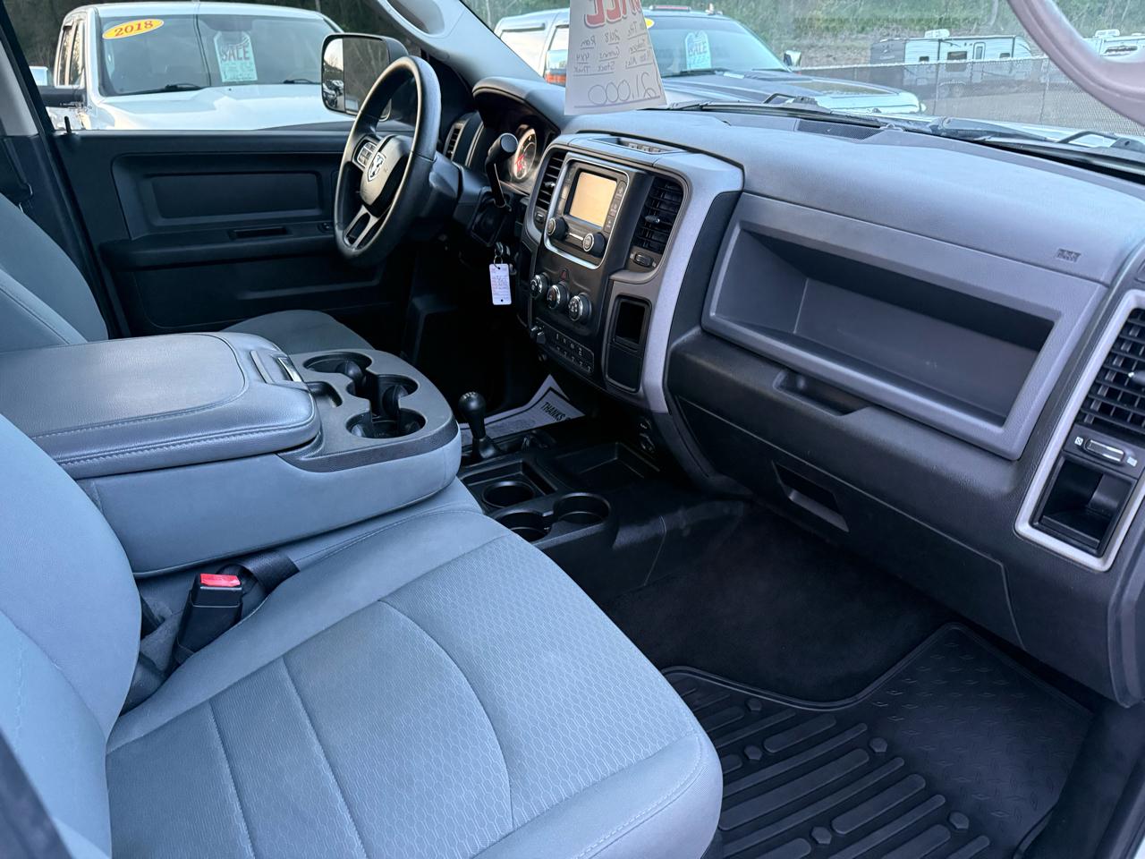 RAM 2500 Tradesman Crew Cab SWB 4WD 2018