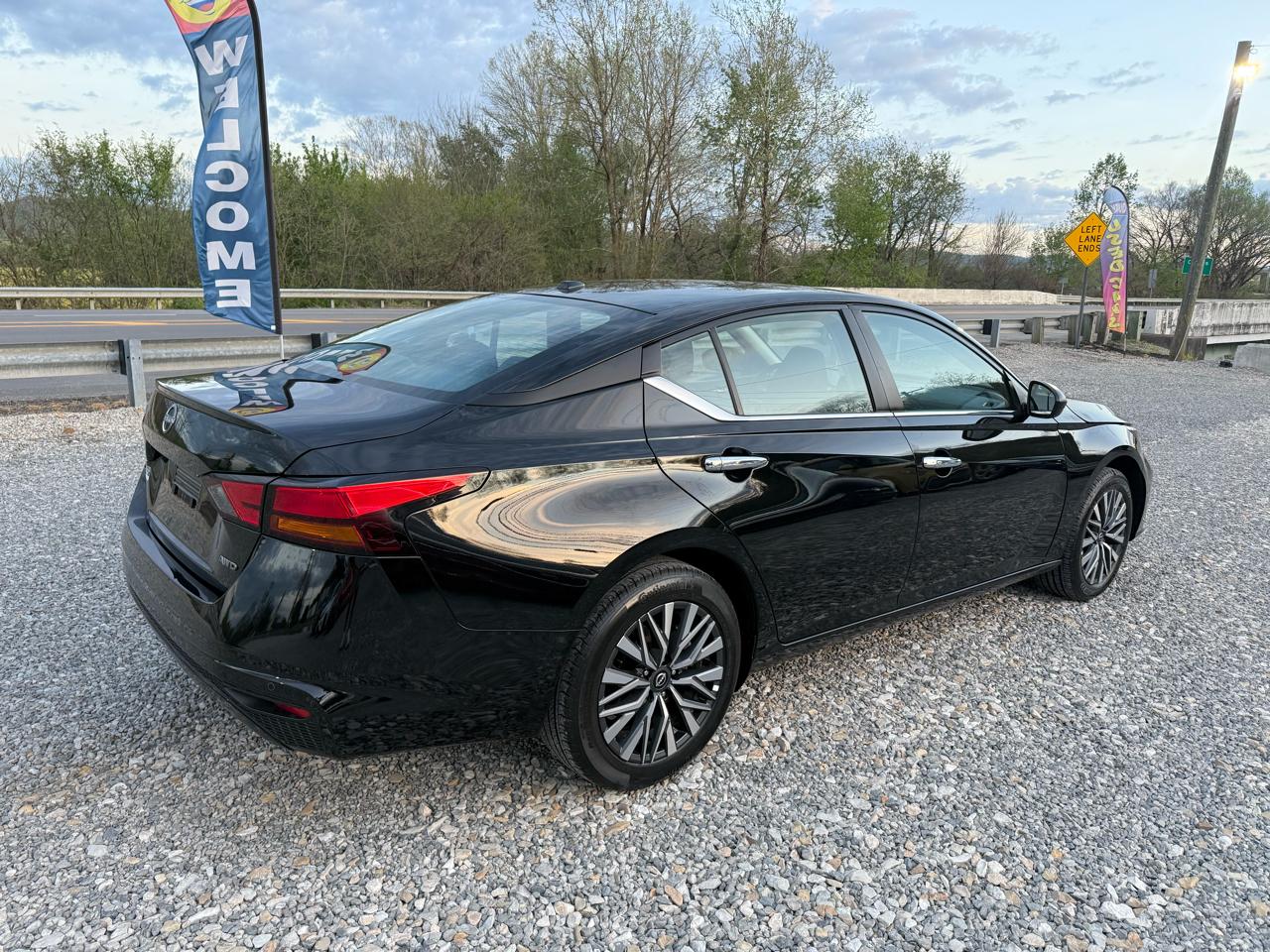 Nissan Altima 2.5 SV AWD 2025