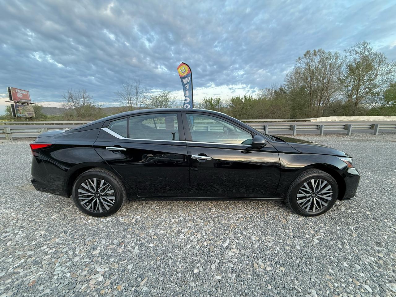 Nissan Altima 2.5 SV AWD 2025