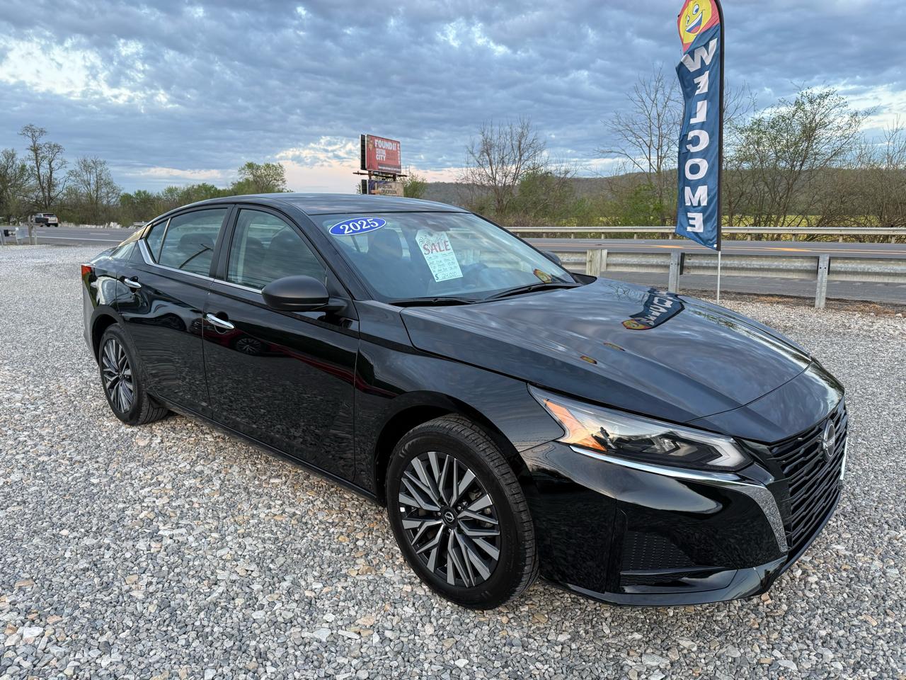 Nissan Altima 2.5 SV AWD 2025