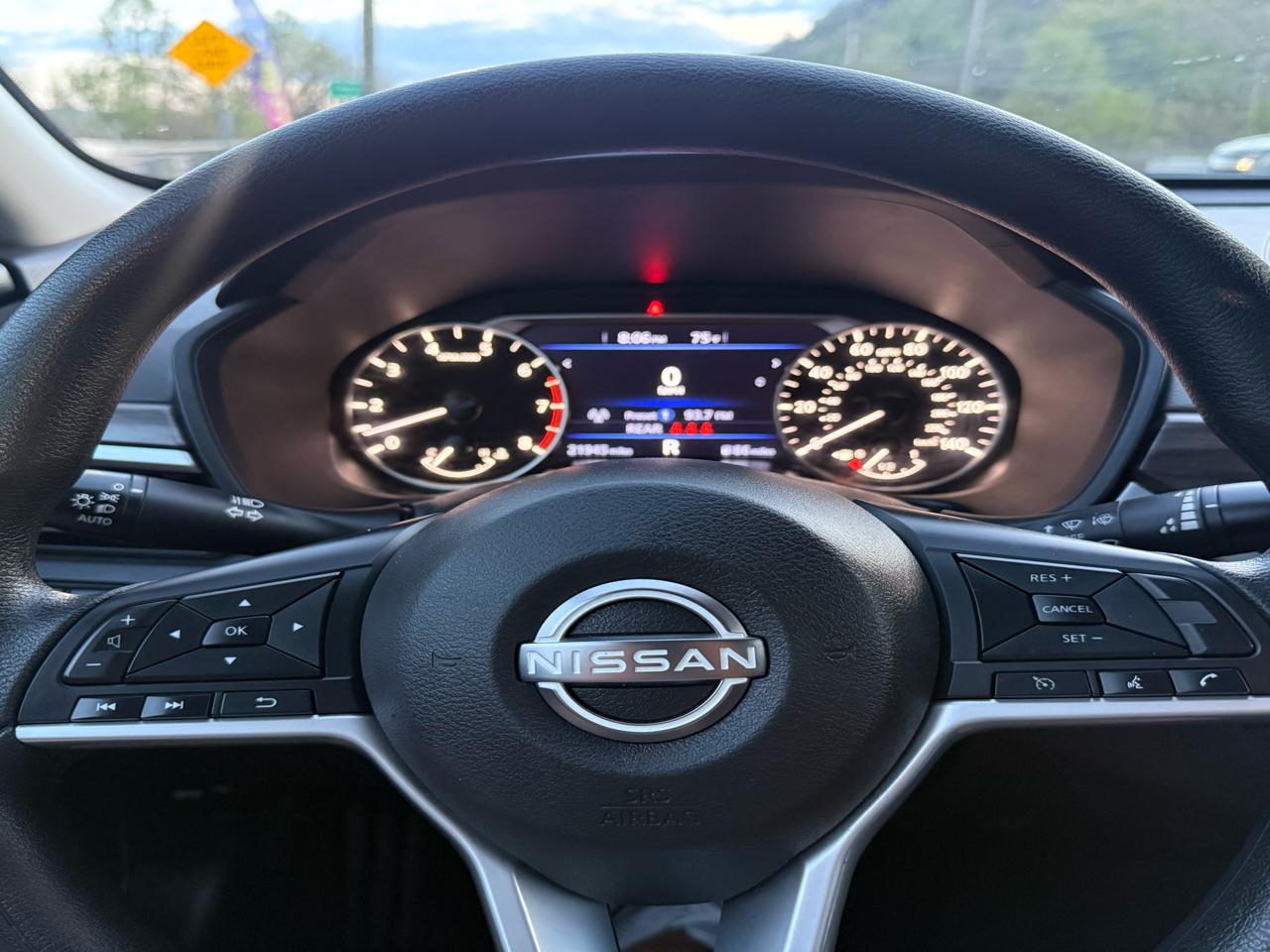 Nissan Altima 2.5 SV AWD 2025