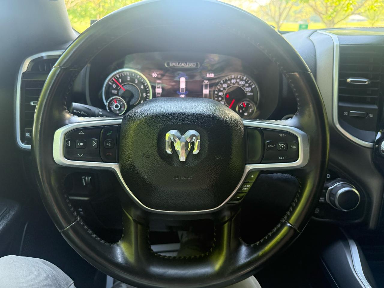 RAM 1500 Big Horn Crew Cab SWB 4WD 2021