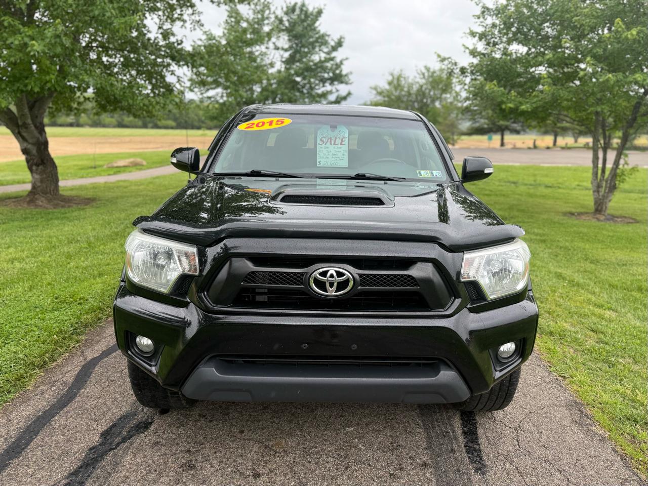 Toyota Tacoma 4WD Dbl LB V6 AT (Natl) 2015