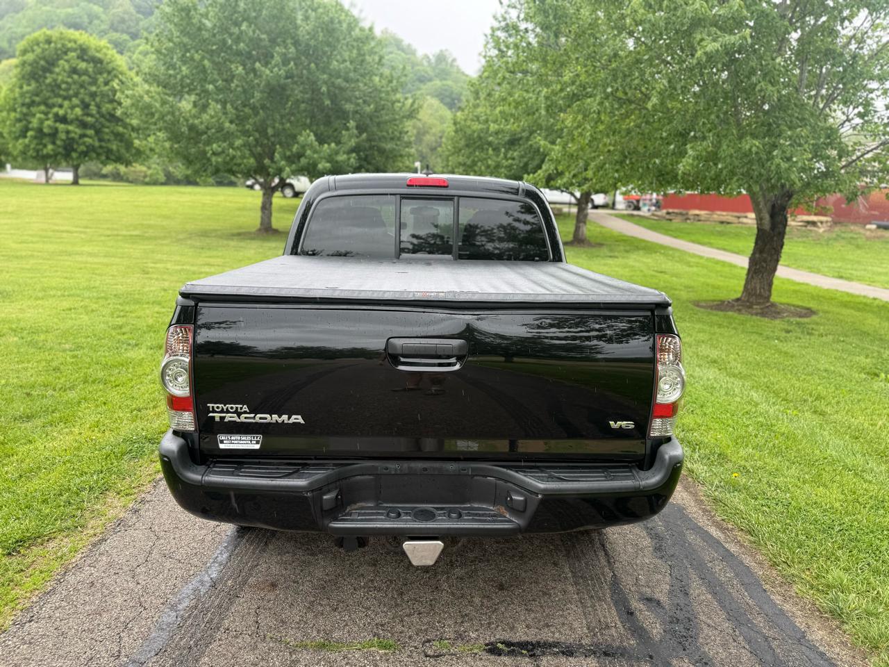 Toyota Tacoma 4WD Dbl LB V6 AT (Natl) 2015