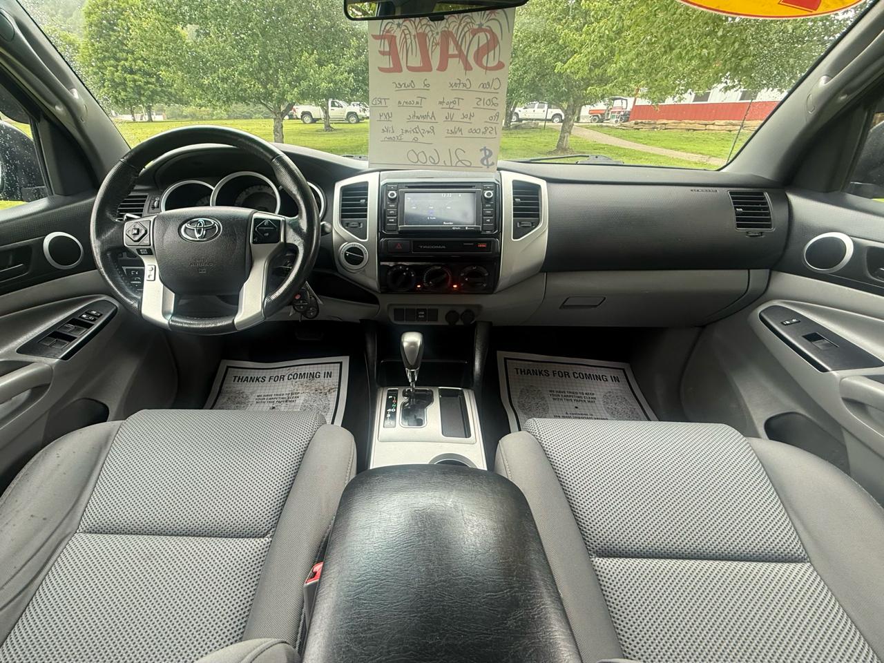 Toyota Tacoma 4WD Dbl LB V6 AT (Natl) 2015