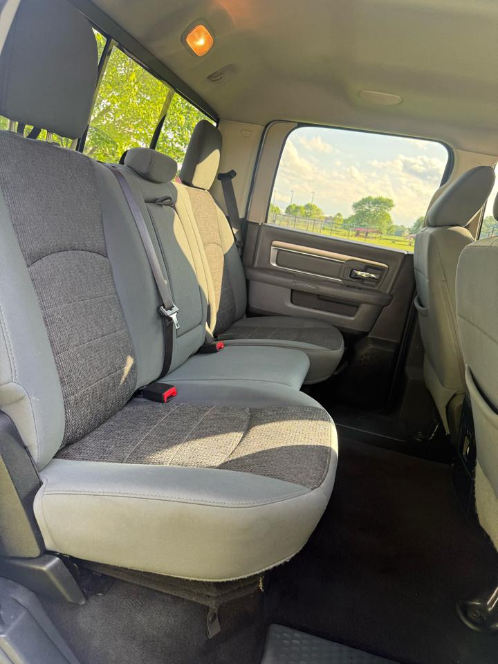 RAM 1500 Big Horn Crew Cab 4WD SWB 2017