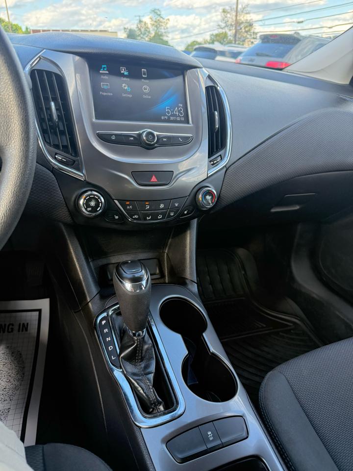 Chevrolet Cruze LT Auto 2017