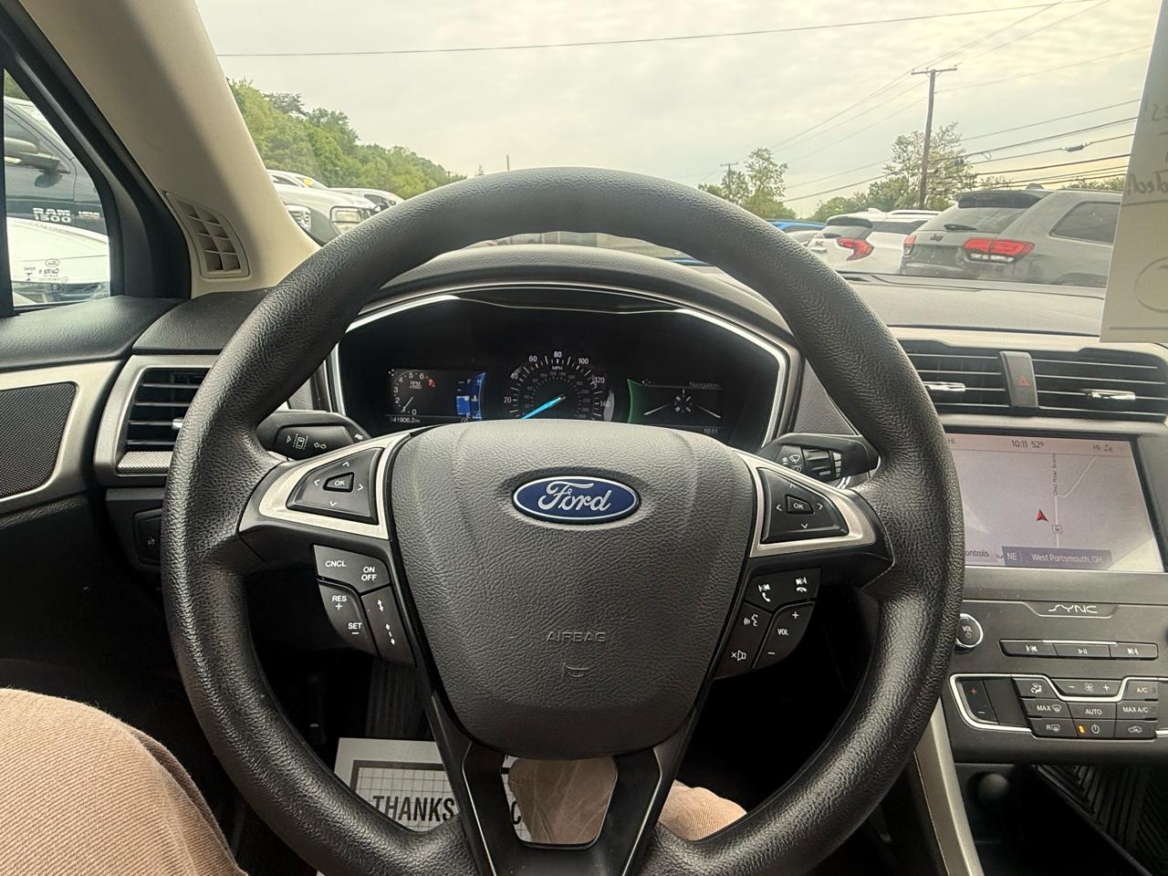 Ford Fusion SE 2020