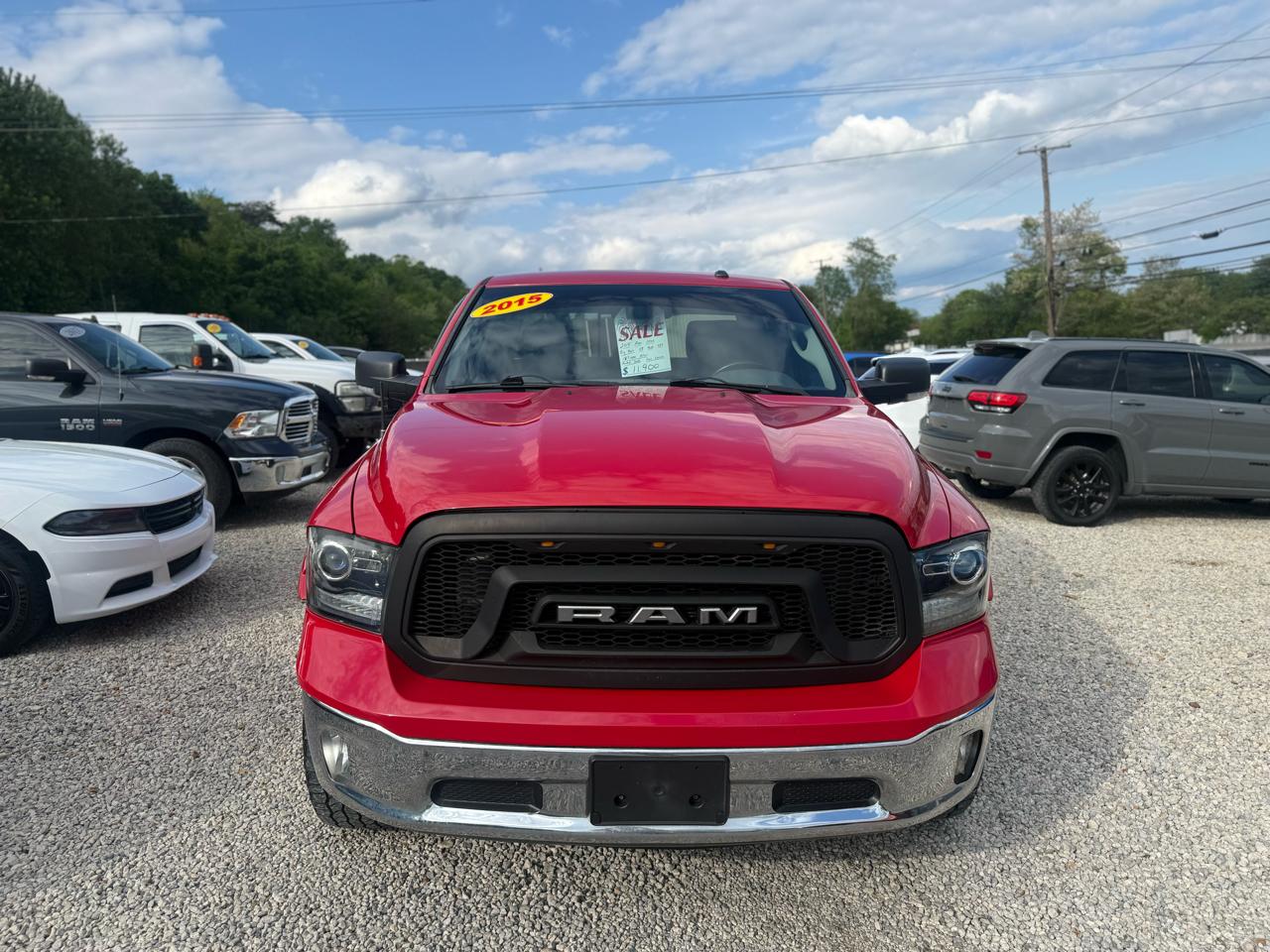 RAM 1500 4WD Crew Cab 140.5" Big Horn 2015