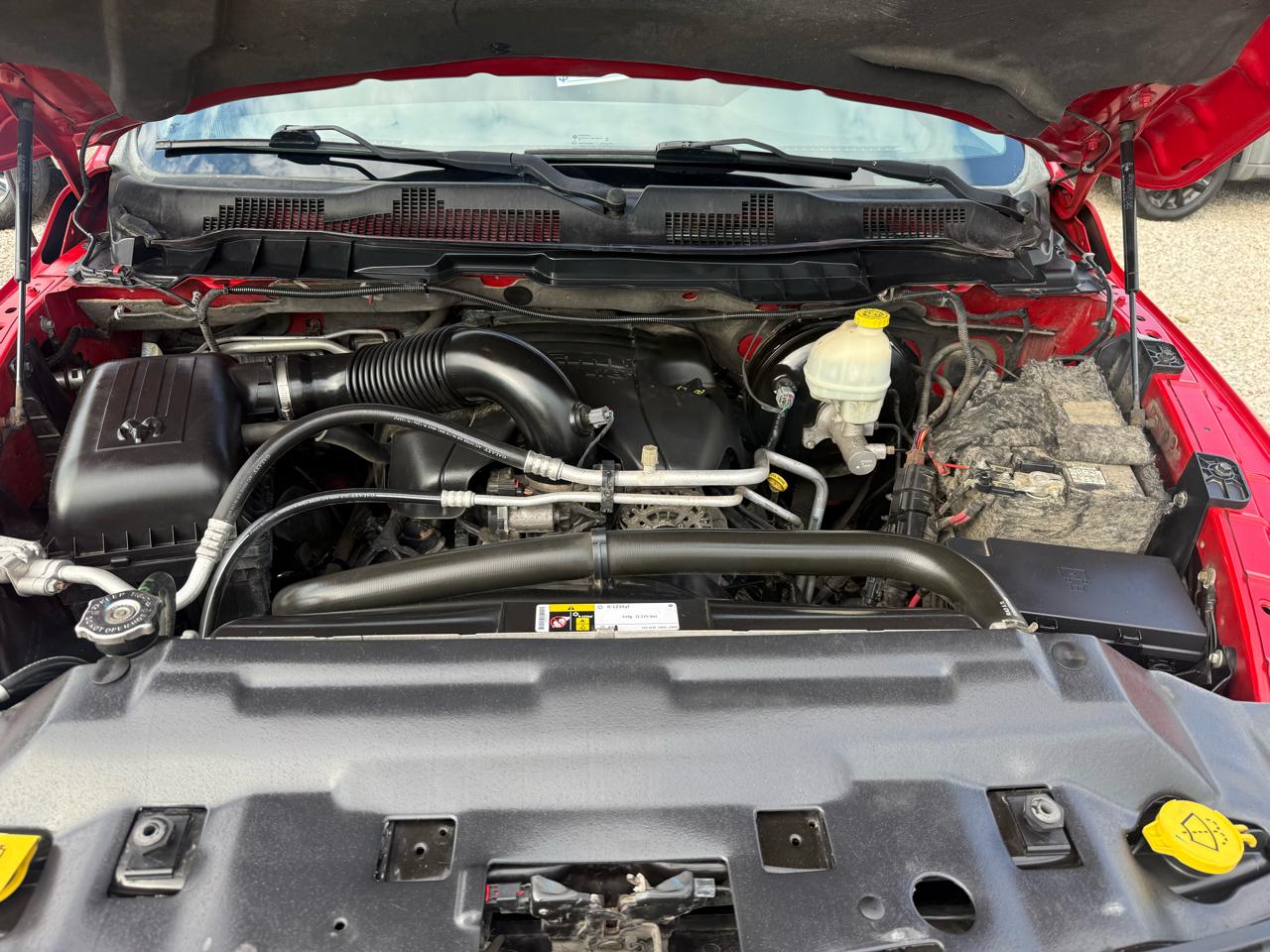 RAM 1500 4WD Crew Cab 140.5" Big Horn 2015