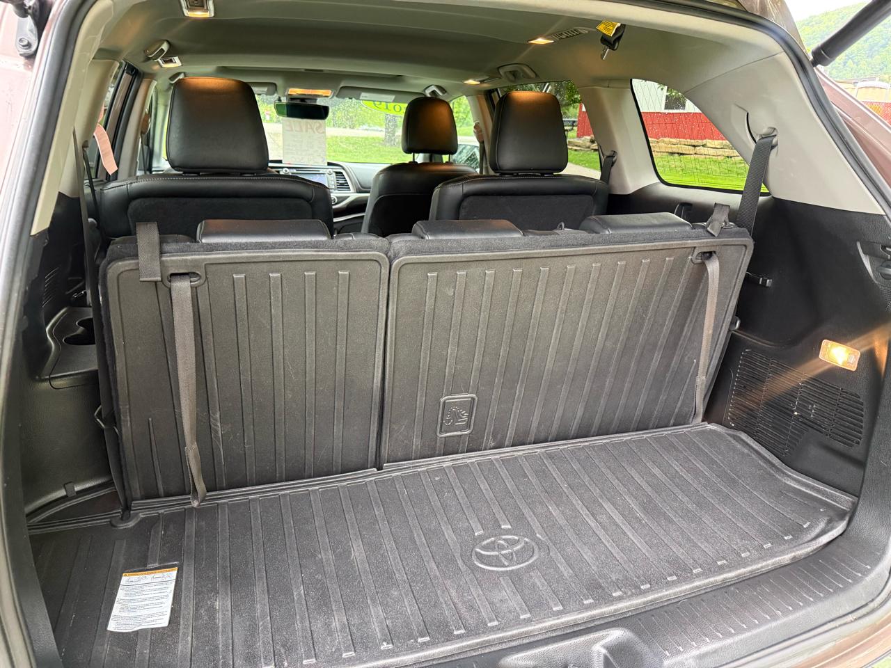 Toyota Highlander Hybrid Limited AWD 2019