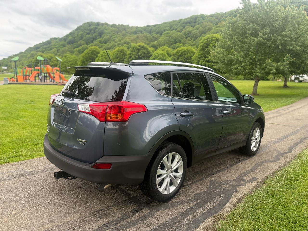 Toyota RAV4 Limited AWD 2014