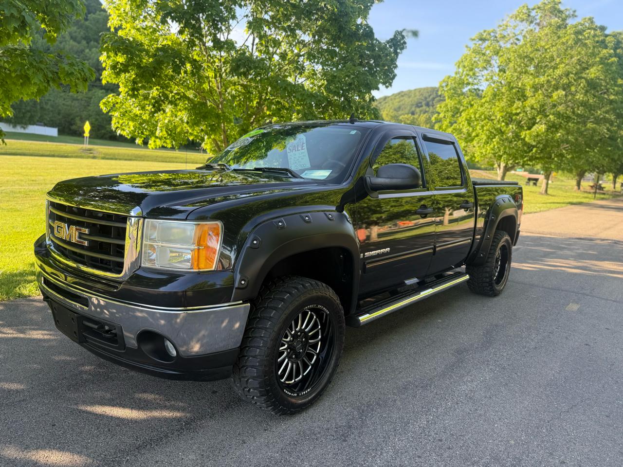 GMC Sierra 1500 4WD Crew Cab 143.5" SLE 2009