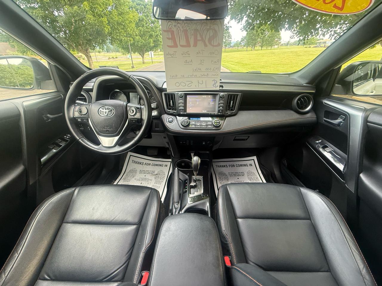 Toyota RAV4 SE AWD (Natl) 2016