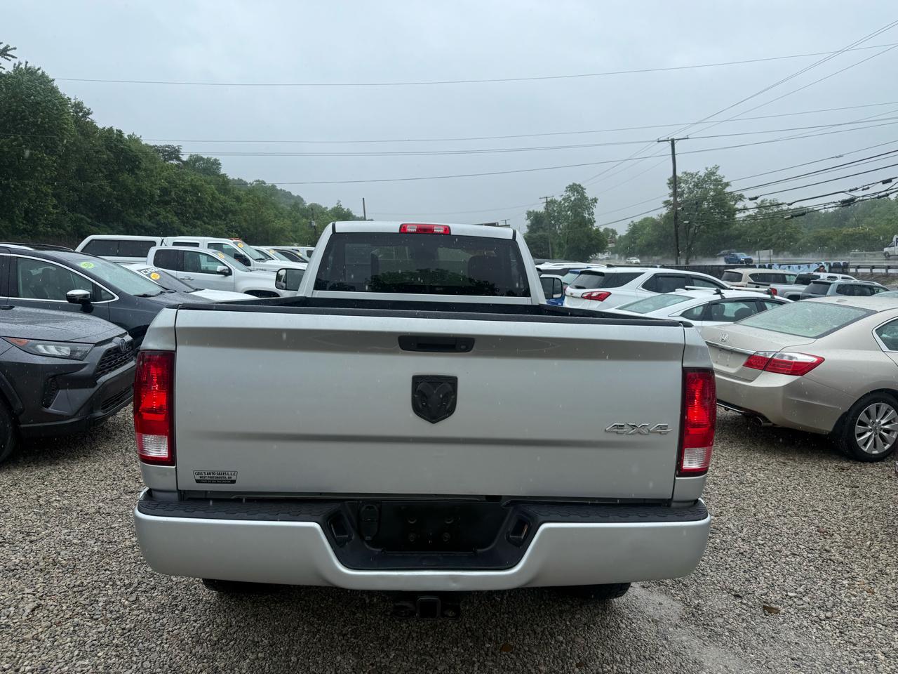 RAM 1500 4WD Reg Cab 120.5" Tradesman 2015