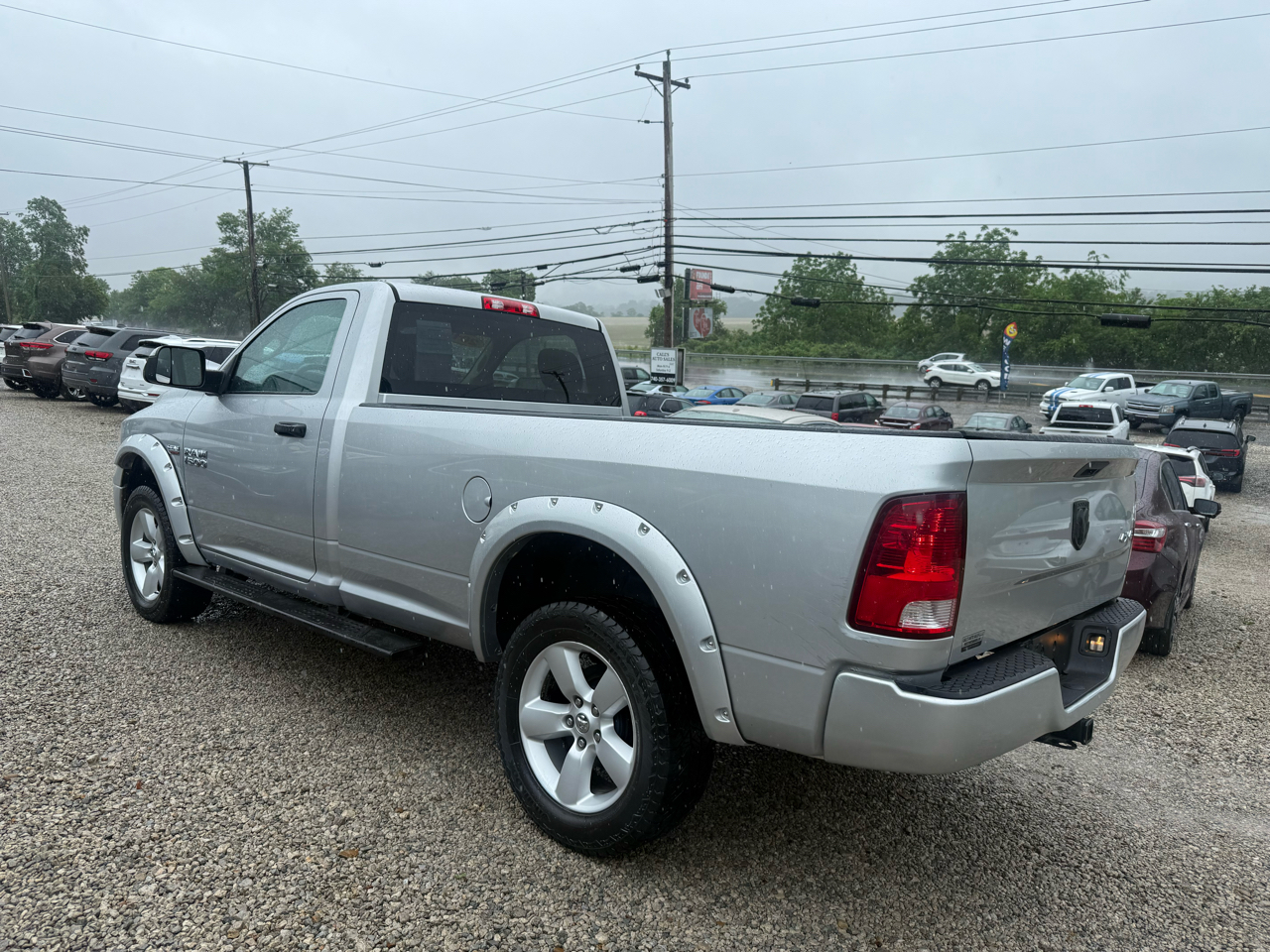 RAM 1500 4WD Reg Cab 120.5" Tradesman 2015