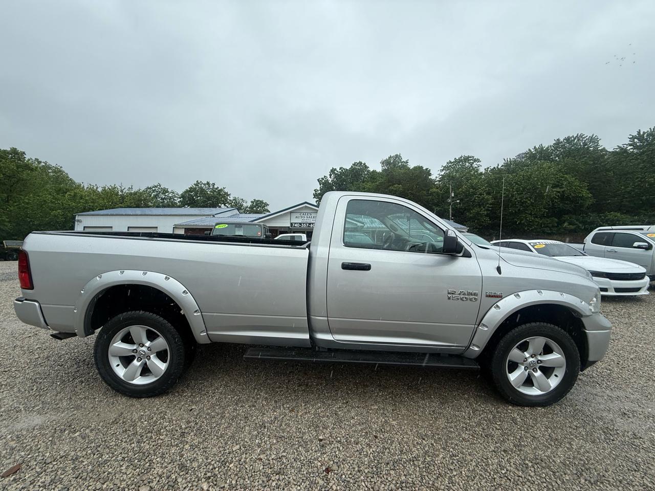 RAM 1500 4WD Reg Cab 120.5" Tradesman 2015