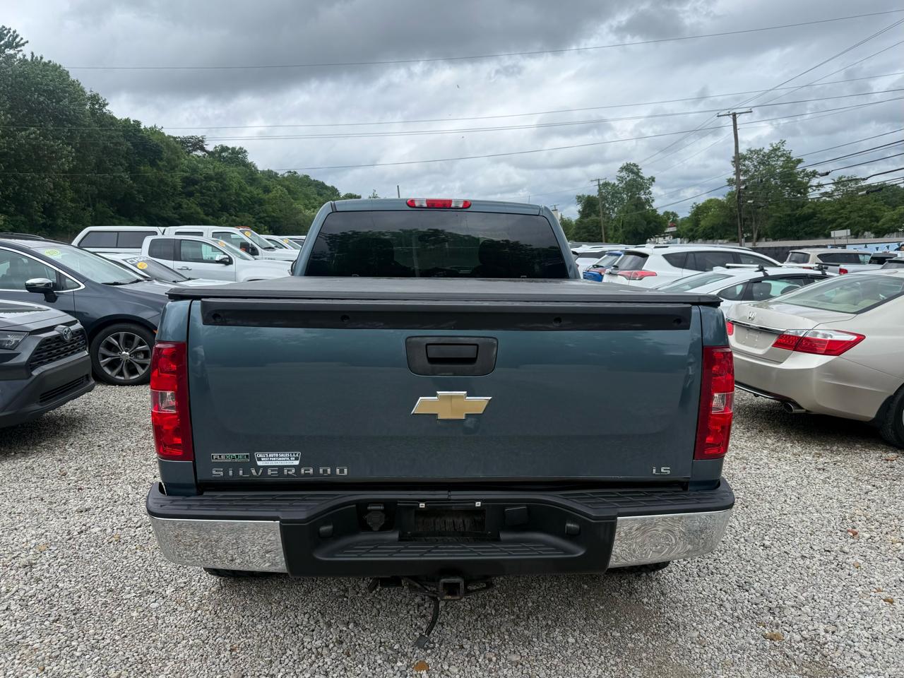 Chevrolet Silverado 1500 4WD Double Cab 143.5" LS 2011