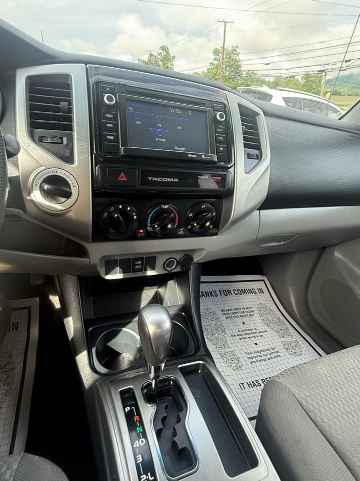 Toyota Tacoma Access Cab V6 5AT 4WD 2015
