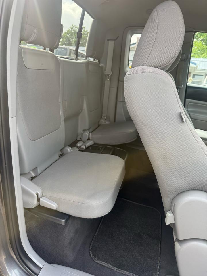 Toyota Tacoma Access Cab V6 5AT 4WD 2015