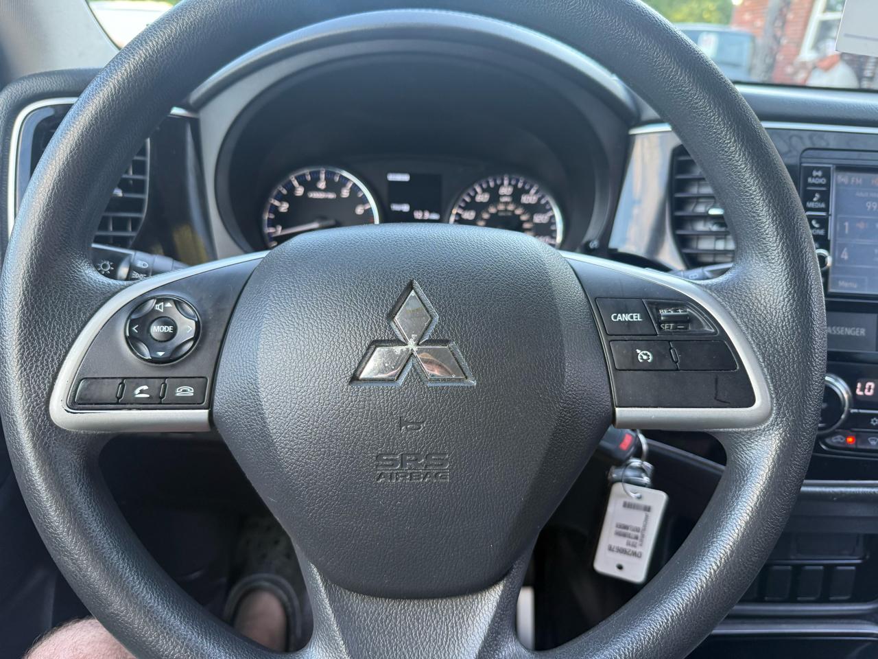 Mitsubishi Outlander 4WD 4dr ES 2018