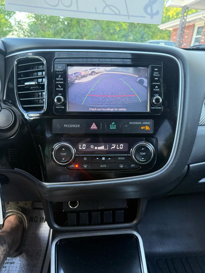 Mitsubishi Outlander 4WD 4dr ES 2018