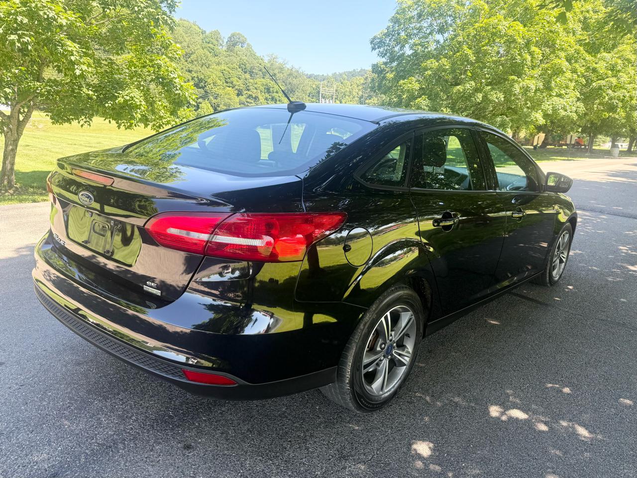 Ford Focus SE Sedan 2018